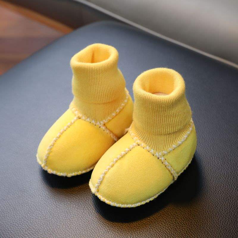 Fur Integrated Baby Shoes and Socks Warm Thick Autumn and Winter Baby Soft Soles Do Not Fall Off Toddler Shoes Newborn 0-6-12