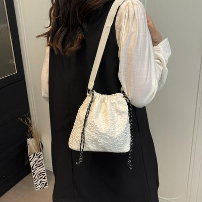 2025 New Summer Drawstring Pleated Floral Bag Women's Korean Version Underarm Bag Commuter Shoulder Messenger Tote Bag Tide
