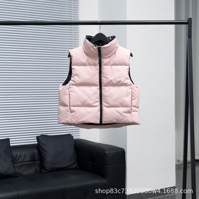 Womens Short Puffer Vest With Hood 90% White Duck Down Fill Streetwear Style Winter Outerwear