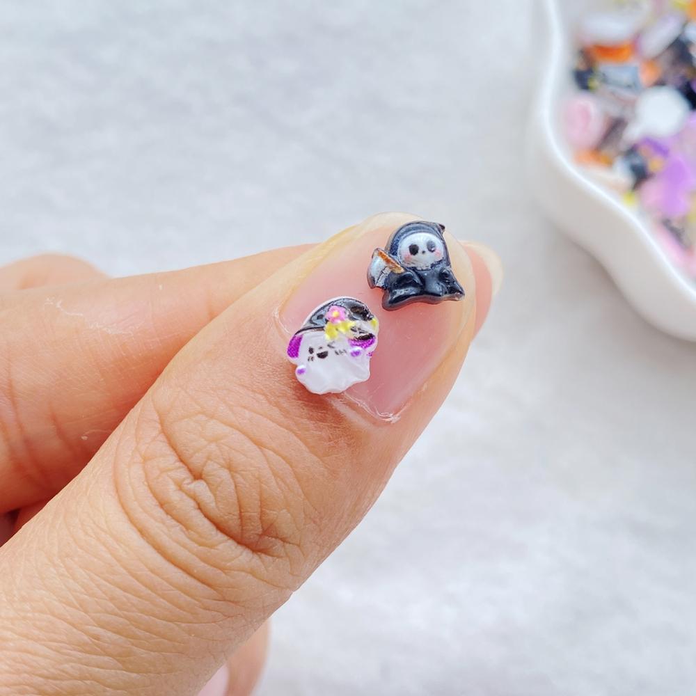 50pcs Resin Cute Mini Cartoon Halloween Black Cat, Ghost, Skull Candle Nail Art Flatback Rhinestone DIY Scrapbook Decor Crafts