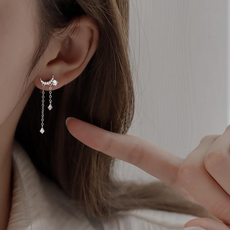 Asymmetrical Star and Moon Earrings: 2025 Trendy High-End Design for Women