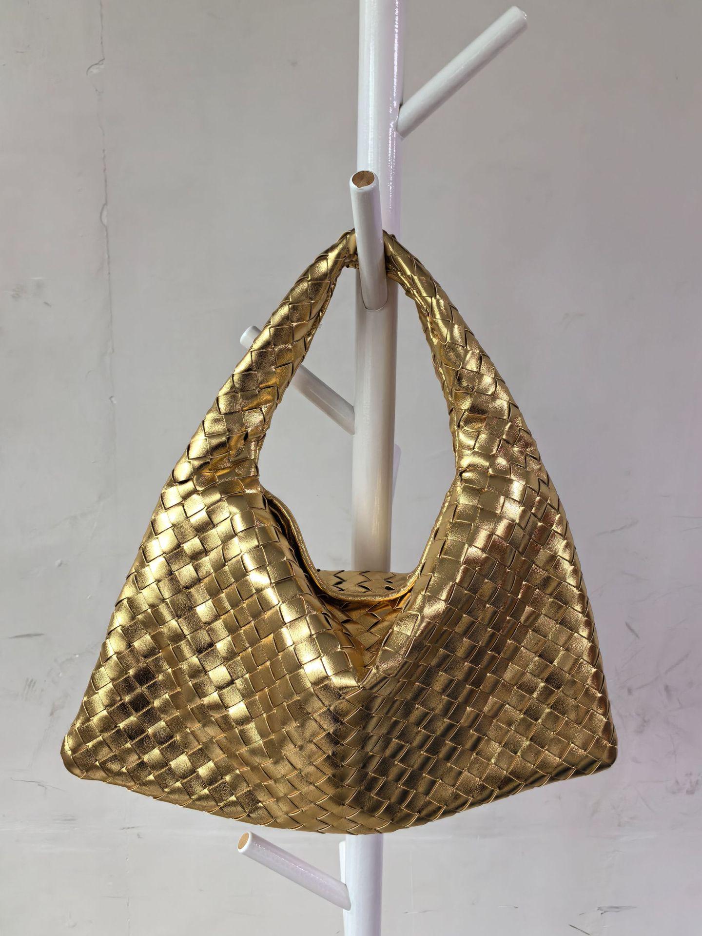 Осенне-зимняя модная плетеная женская сумка-пельмень - большая вместимость модный стиль для поездок на работу 2939₽