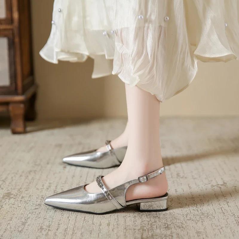 Fashion Summer Hot Selling Women's Shoes 2024 High Quality Pointed Toe Shallow Mouth Solid Color Metal Decoration Women's Toe Sandals