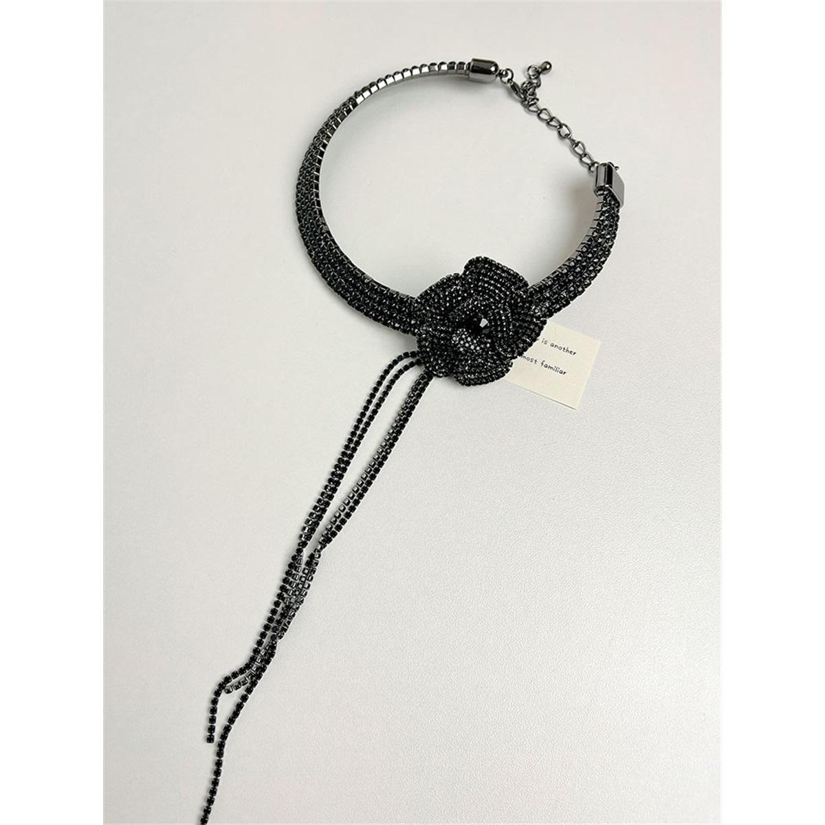 

Tooxika Полностью бриллиантовое многослойное ожерелье-воротник с кисточками в виде цветов с бриллиантами-вспышками, женское, легкая роскошь, свадебное, для званого ужина чёрный