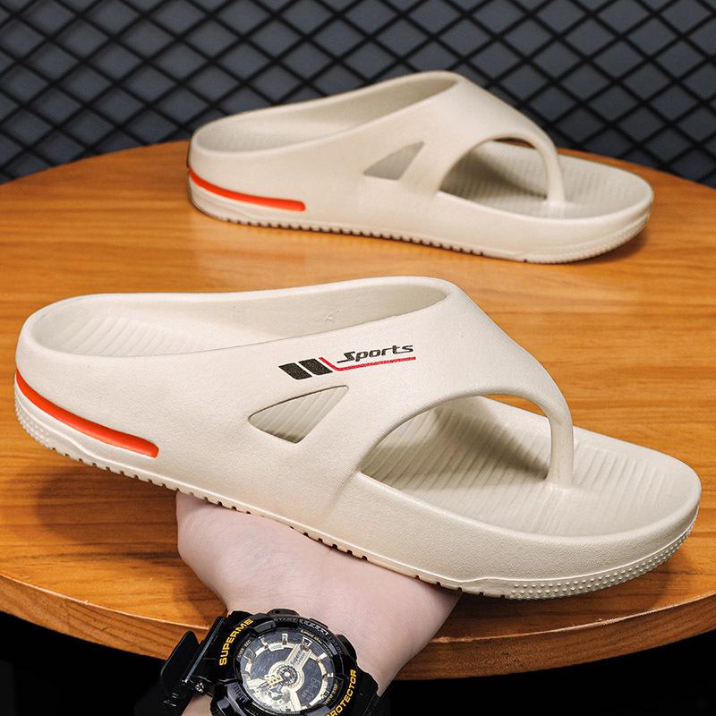 Men's Large-Size Fashion Flip-Flops: New Summer Thong Sandals with Thick Soles, Trendy Casual Slippers