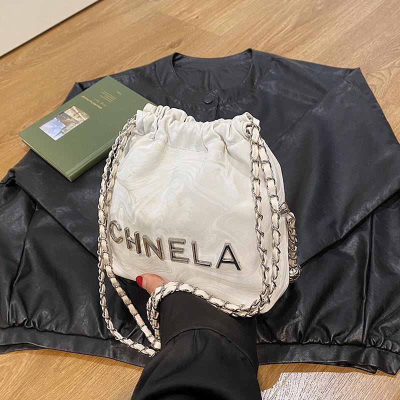 

Xiaoxiangfeng rhombus chain bag bag, high-end sense, large-capacity garbage bag, messenger bag, mini shoulder tote bag. белый