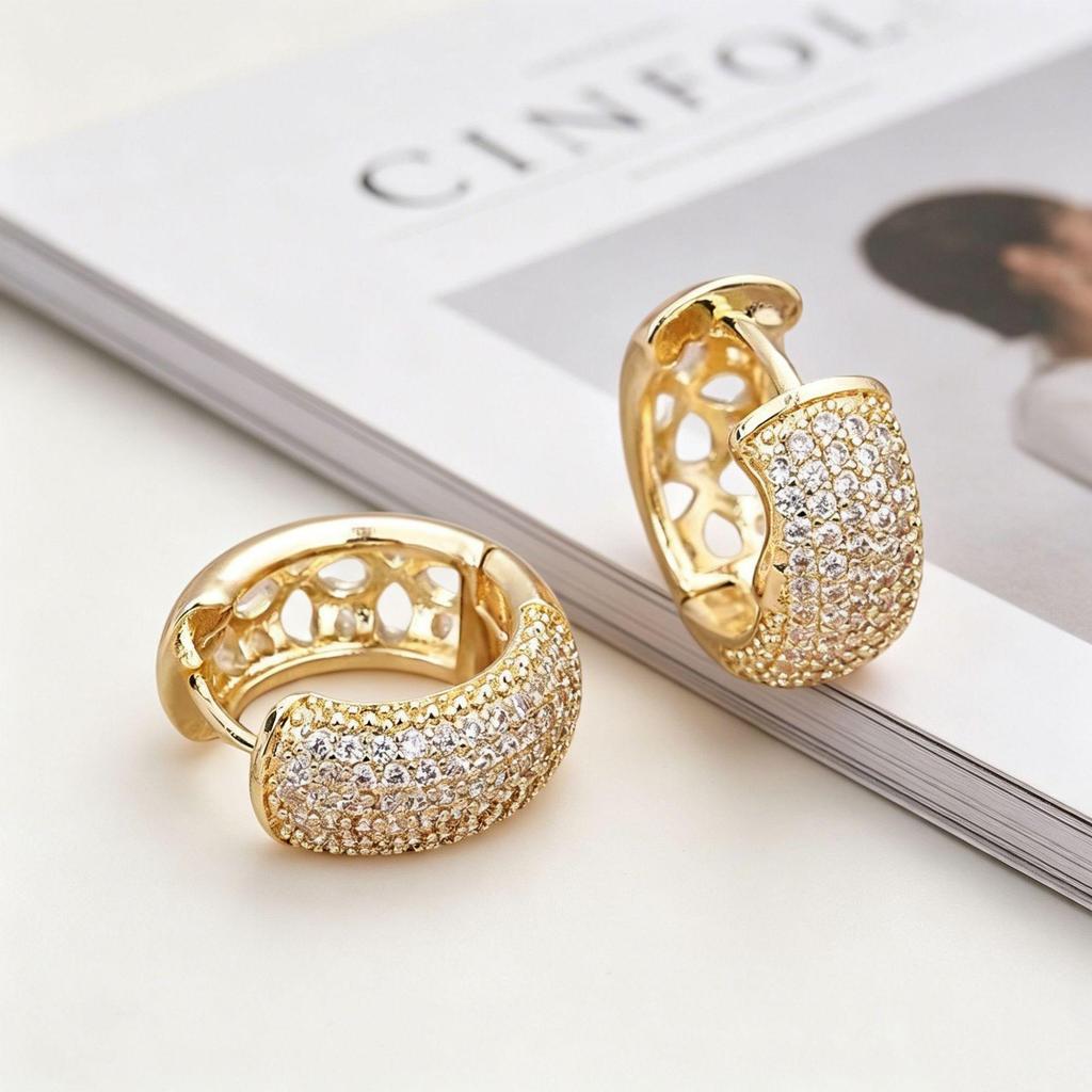 High-End Luxury Copper Zirconia Ear Cuff Hoop Earrings for Women