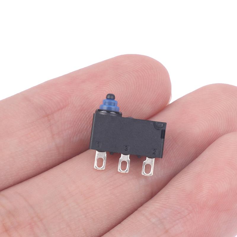 1Pc Micro Switch D2HW-ER201H Waterproof Car Door Lock Micro Switch Seal Waterproof Dust Button Micro Switch