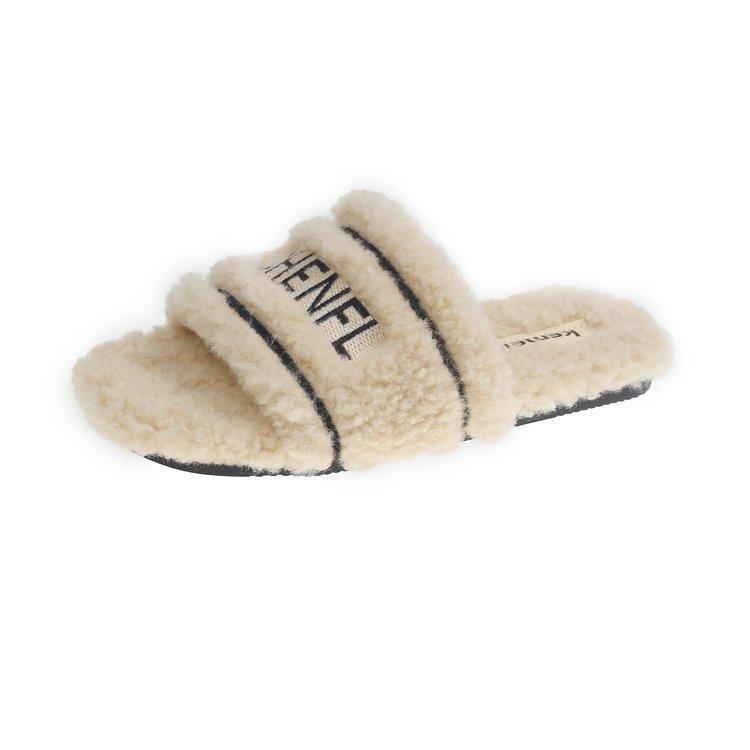 [Youshilai] 2025 Autumn and Winter Mao Mao Letter Slippers Female Korean Ins Style Home Wear Flat Bottom One-word Drag