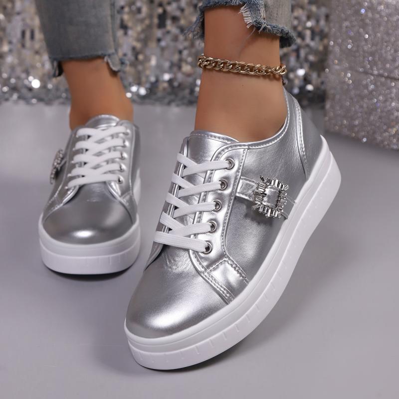 Fashion Fashion Metal Decoration Lace Up Skateboard Shoes Women Autumn Round Toe Thick Bottom Sneakers Casual Soft Sole Non Slip Shoes