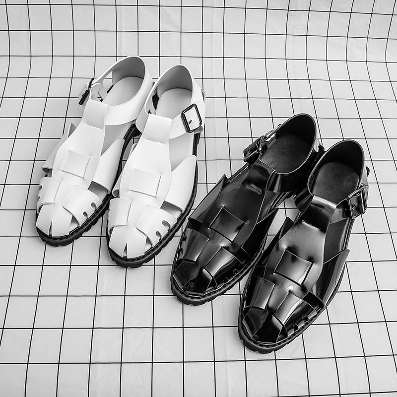 Fashion Summer Men Fashionable Beach Sandals Black White Outdoor Casual Comfortable Driving Trip High-end Sandals Size 38-46 Men Sandals