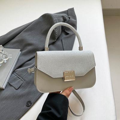 Nytt design lett luksus high-end temperament allsidig urban pendling skulder messenger bag ensfarget populær dameveske