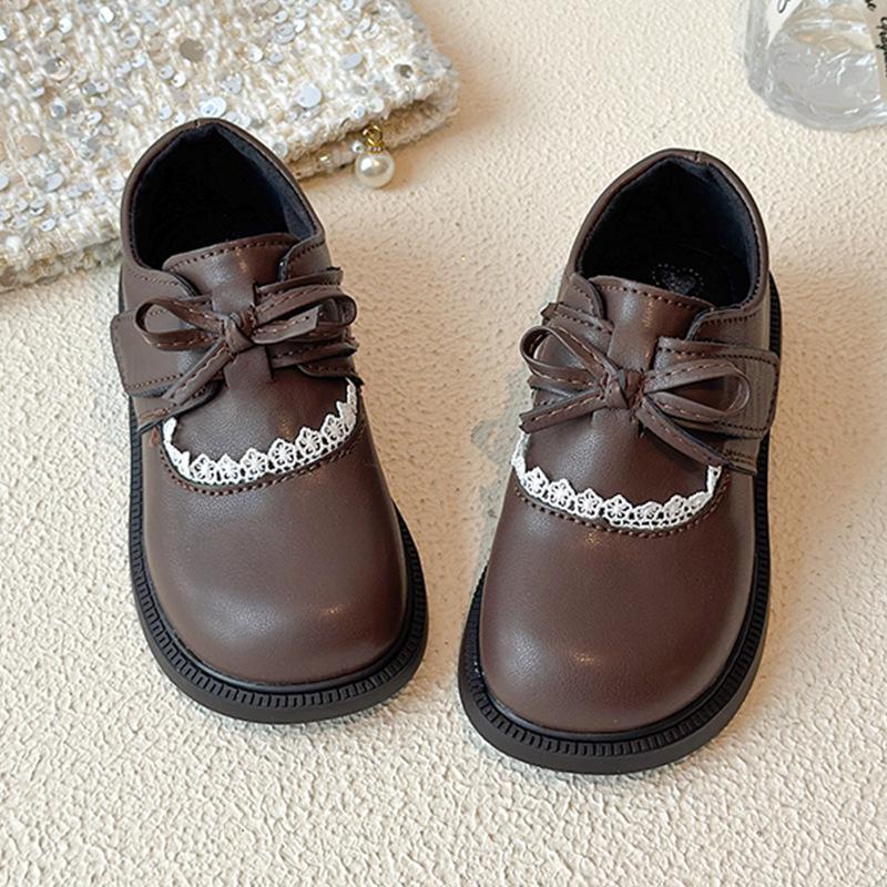Sapatos de Princesa com Laço de Couro para Meninas com Sola Macia e Acabamento em Renda para Primavera e Outono