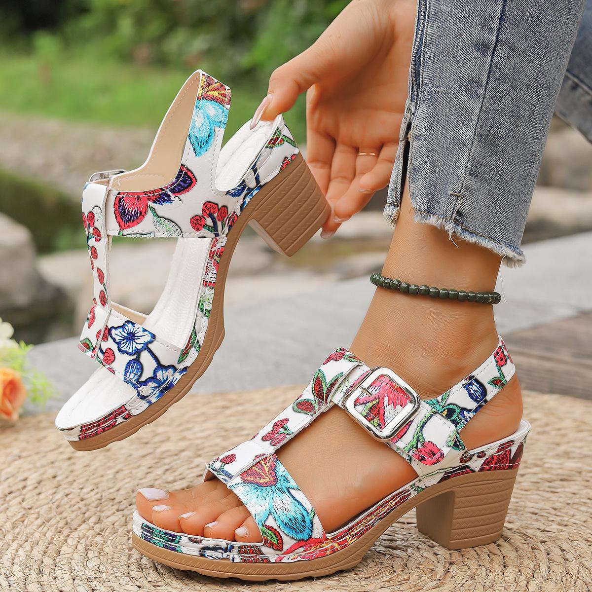 

Женские босоножки на толстом каблуке в стиле ретро, новинка 2025 года, пряжка с одним словом и принтом в виде рыбьего рта, босоножки на высоком каблуке большого размера 43