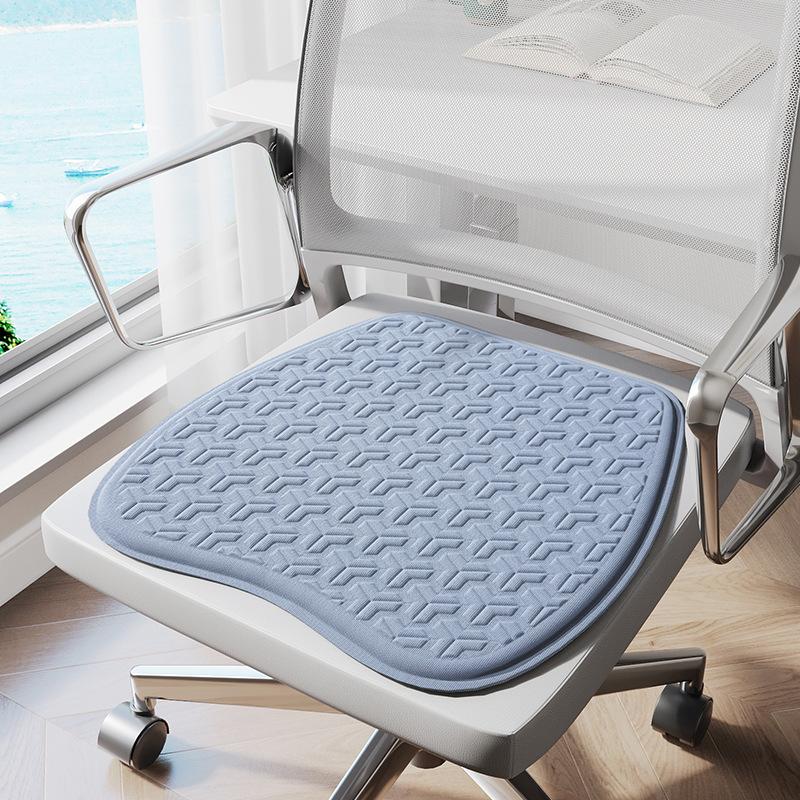 

Summer Ice Silk Seat Cushion Breathable Cooling Pad for Office Chair Computer Chair Non-Slip Soft Butt Pad for Long Sitting 40x40cm синій