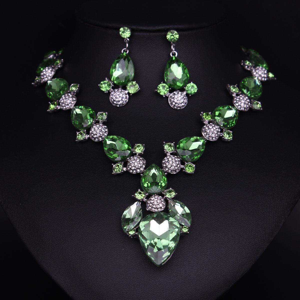 European and American Exaggerated Fashion Versatile Water Drop Gem Necklace Earrings Set Female Bride Banquet Accessories 2026 45CM светло-зеленый