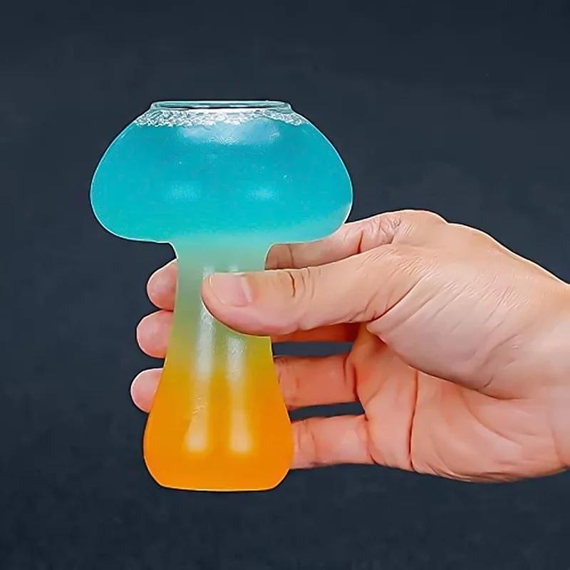 Mushroom Cocktail Glass Cup with Straw For Drinks Beer Creative Clear Wine Glasses Coffee Cups Drinkware Cocktail Tool