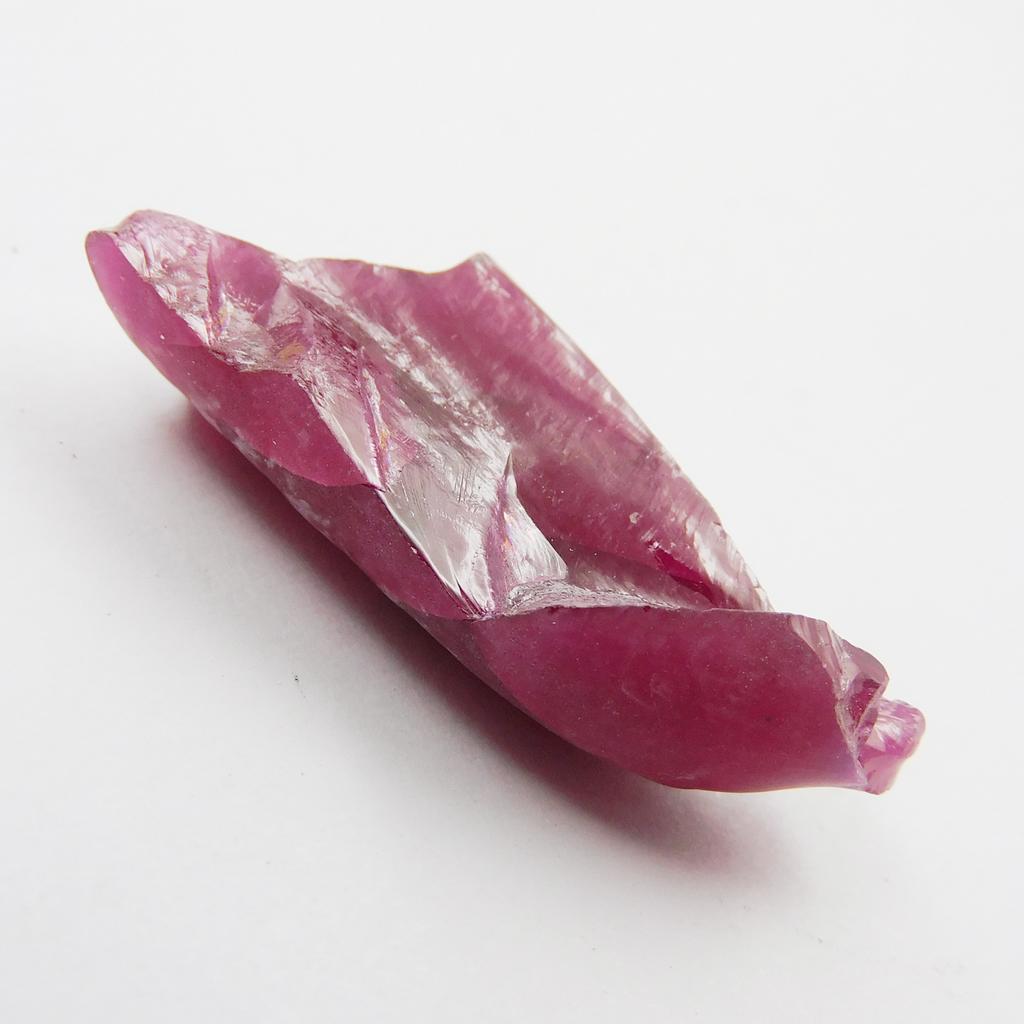 Natural Red Ruby Loose Gemstone Uncut Raw Rough 36.00 ct for Lapidary and Gem Collections