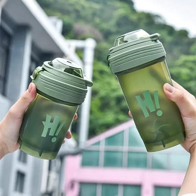 500ml Tragbare Proteinpulver Shakerflasche Auslaufsichere Wasserflasche für Fitnessstudio Fitness Training Sport Shaker Mischbecher