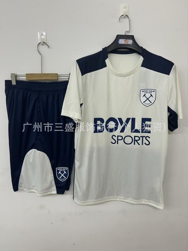 Wholesale 2526 unpopular jerseys Leeds United Aston Villa Benfica West Ham United training jersey football jersey