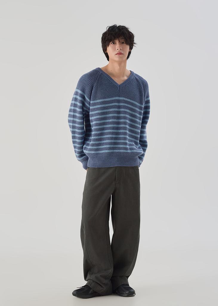 Ousa Striped Raglan V-Neck Knit