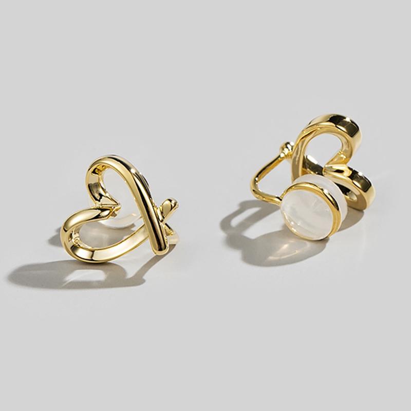 Fashion Irregular Hollow Heart Clip Earrings For Women Girls Non-Piercing Silicone Ear Clips Minimalist Stud Earring Jewelry