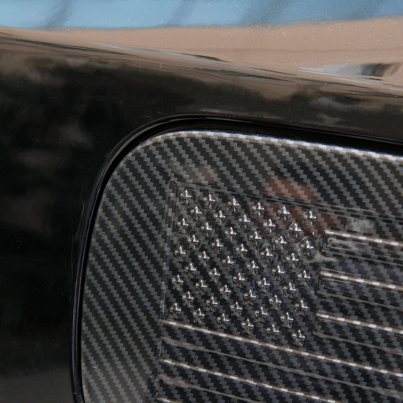 

Накладка крышки лючка бензобака из углеродного волокна для Dodge Durango 2011-2022