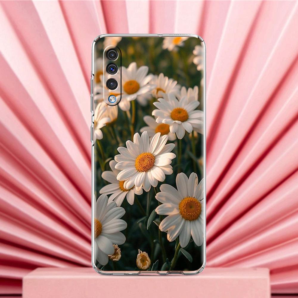 Phone Case For Samsung A56 A36 A26 A24 A16 A14 A12 A32 A50 A70 A22 A40 A34 A54 A42 A52 5G A04s A06 Cover Soft Pale Little Flower