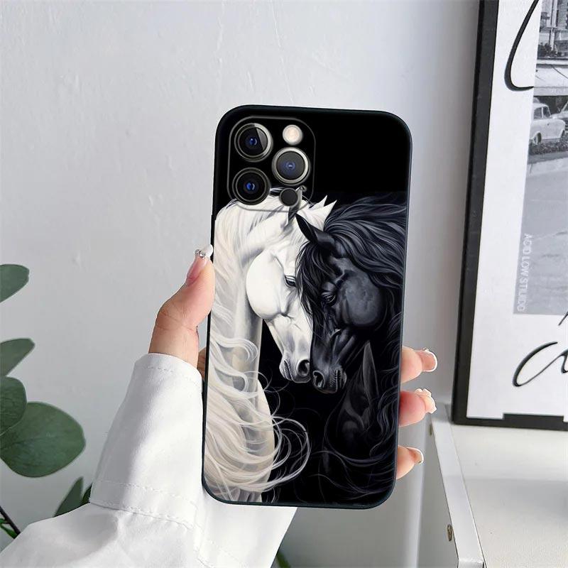 Black White Horses Galloping Phone Case for iPhone 11 15 Pro Max Case Coque 14 Plus 13 Pro 12 X XS XR 7 8 SE 2020 TPU Soft Cover