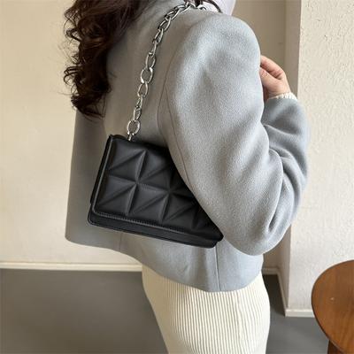 Rautenstickerei Modische Kette Winter Neu Einfarbig Macaron Einzelne Schulter Crossbody Achselhöhle Kleine quadratische Damentasche
