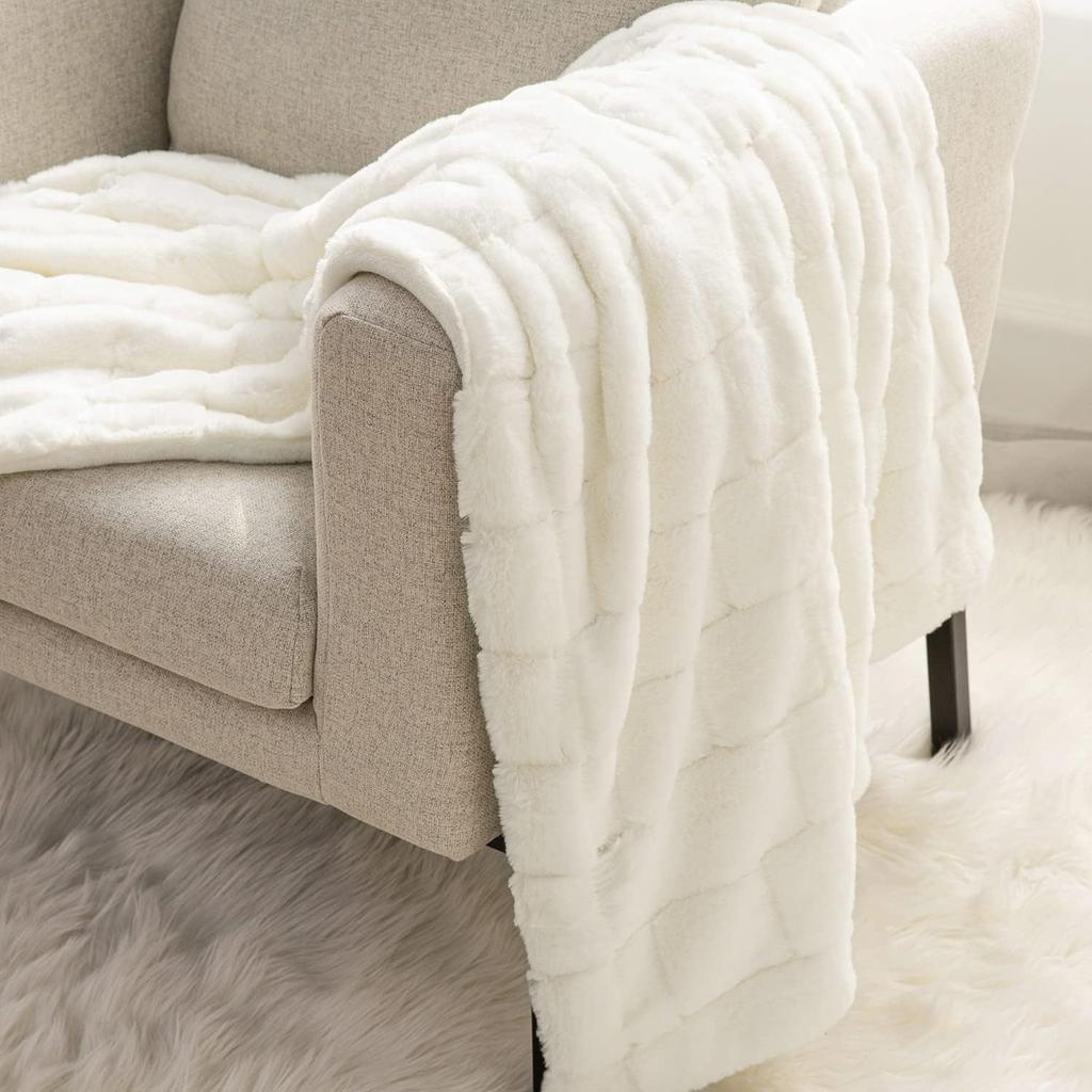 Imitation Rabbit Plush Double-layer Blanket Thickened Flannel Nap Blanket Office Leisure Blanket Cover Blanket Sofa Blanket