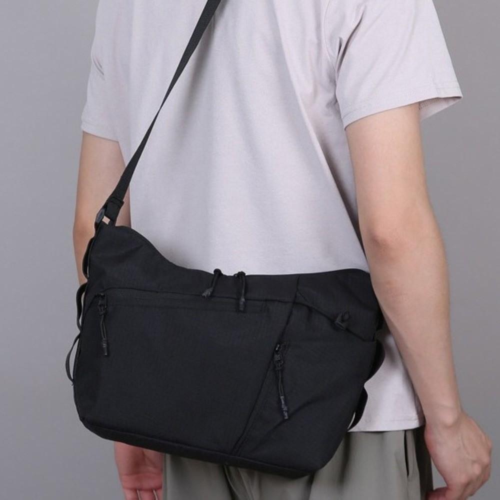 Thickened Water Bottle Messenger Bag Multi Pocket Single Shoulder Bag Daily Use