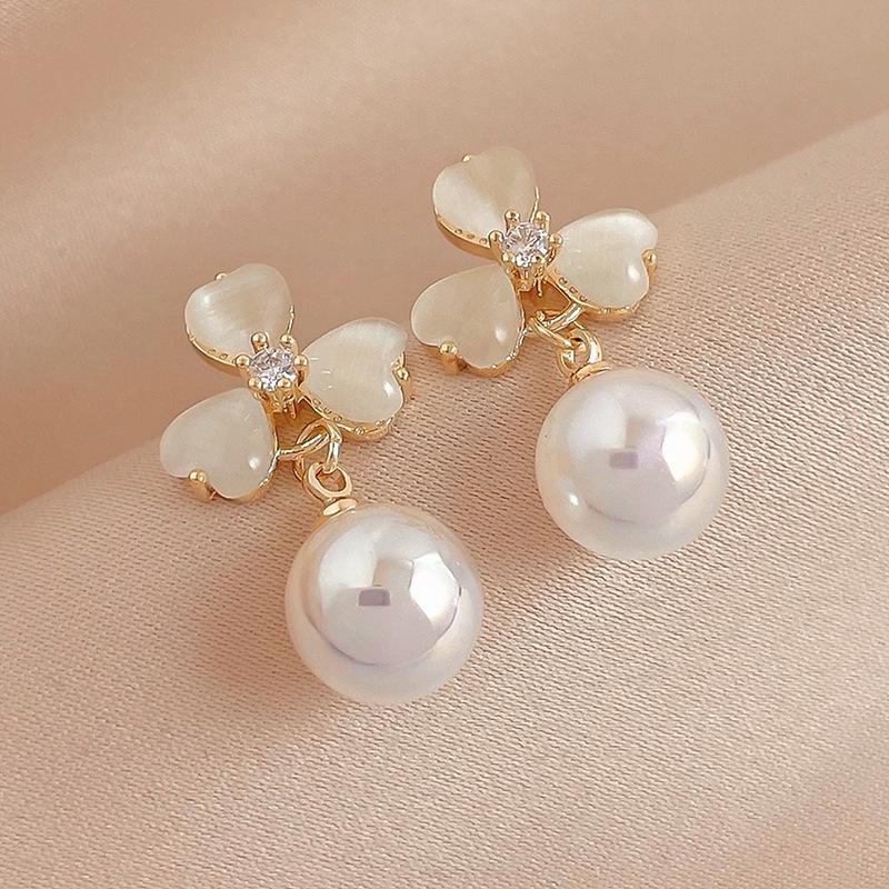Korean 2023 Cat's Eye Pearl Flower Stud Earrings - S925 Silver Needle, Versatile Design