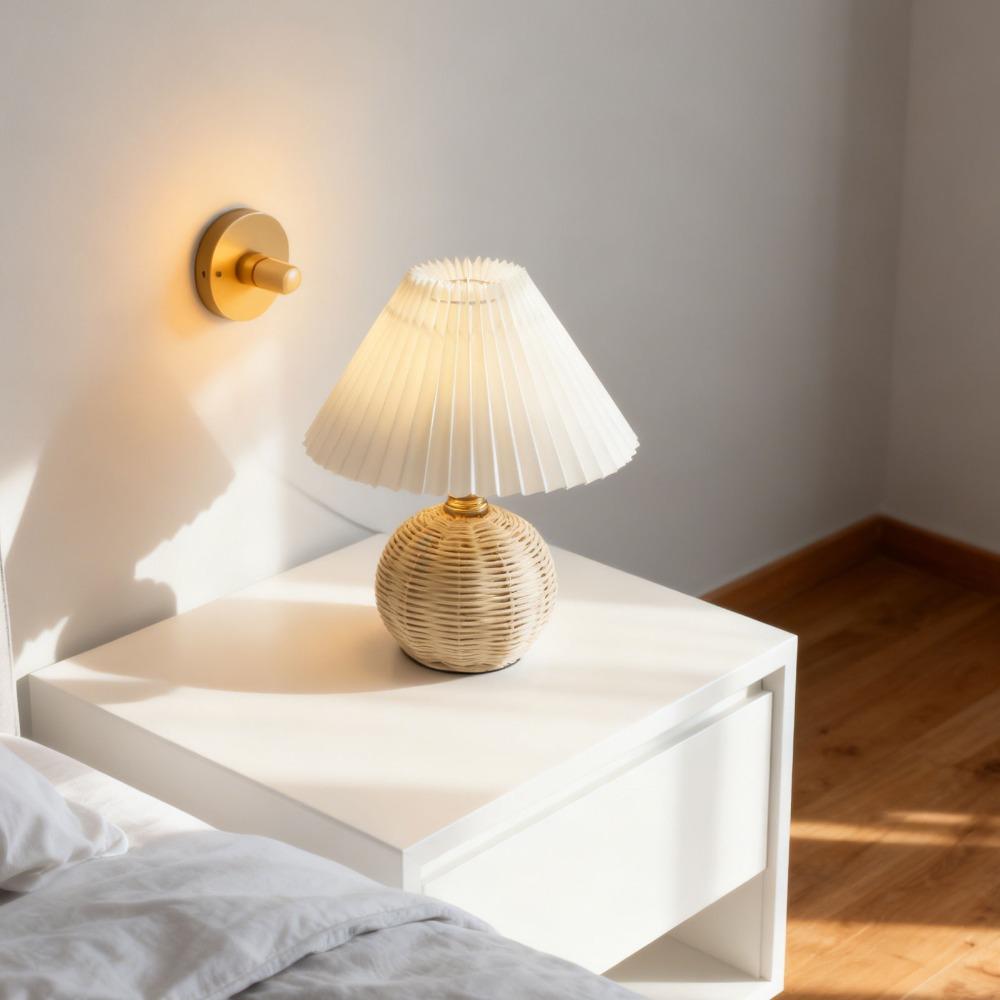 Soft Light Rattan Base Lamp Fabric Lampshade Bedside Table Lamp Modern Nightstand Lamp Bedroom