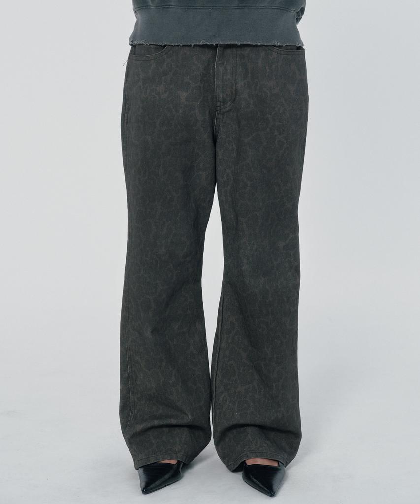 Seuweideu Leopard Jean [Black]