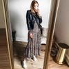 Abito lungo da donna con scollo a V e bottoni, con stampa leopardata, primavera e autunno