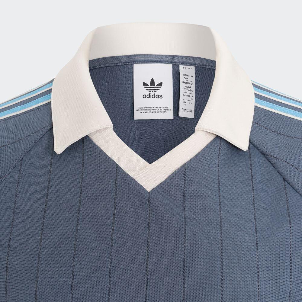 adidas Oryginalna koszulka polo z krótkim rękawem w drobne paski z nadrukiem logo Męskie topy Niebieska IU0199
