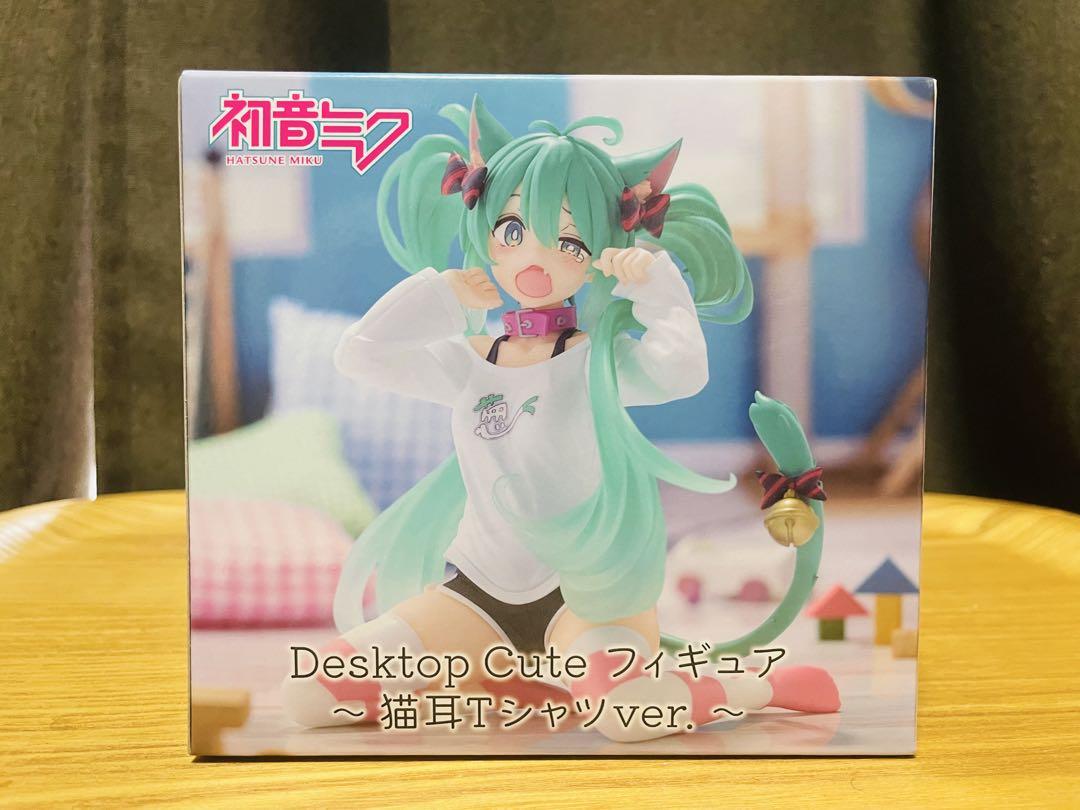 

[USED] Hatsune Miku Desktop Cute Figure Cat Ears T-Shirt Ver.