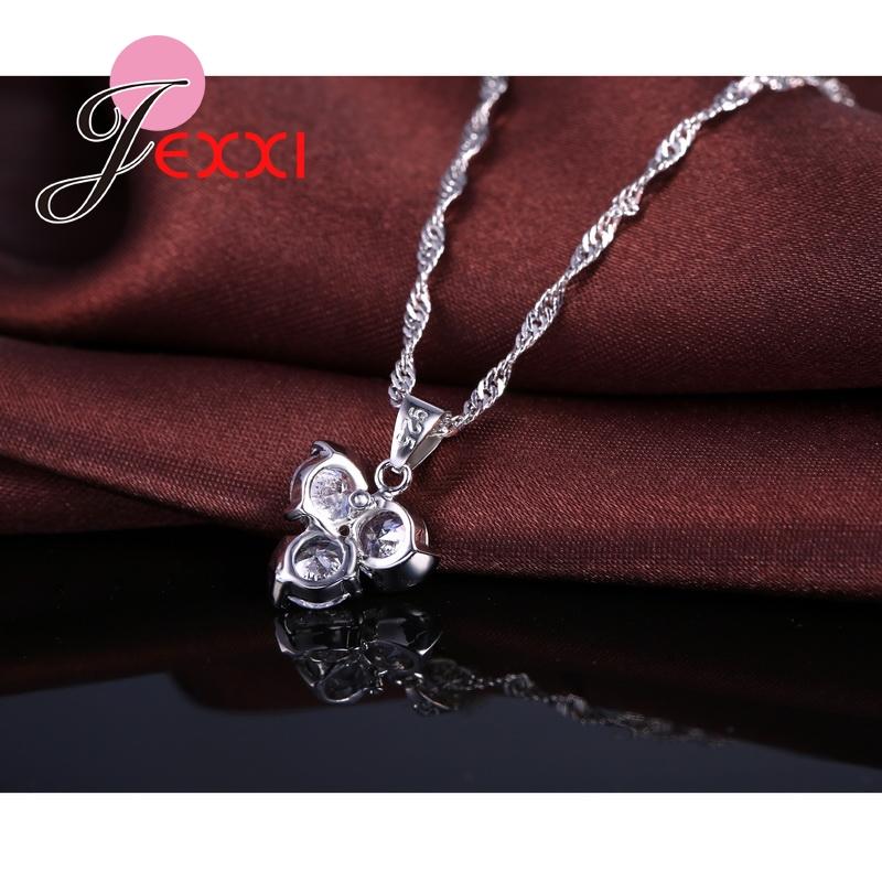 Fashion Women Jewelry Sets 925 Sterling Silver Color Color Zircon CZ Crystal Clover Shape Necklace Earrings Jewelry Set