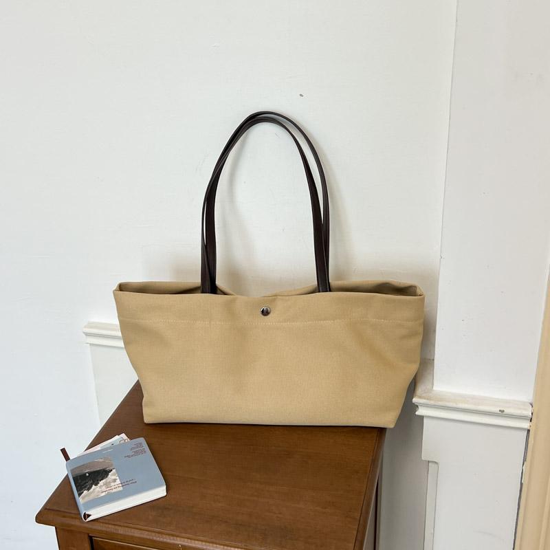 Große Kapazität Tote Bag für Damen Minimalistische Schulterhandtasche Einkaufs-Pendler-Tasche