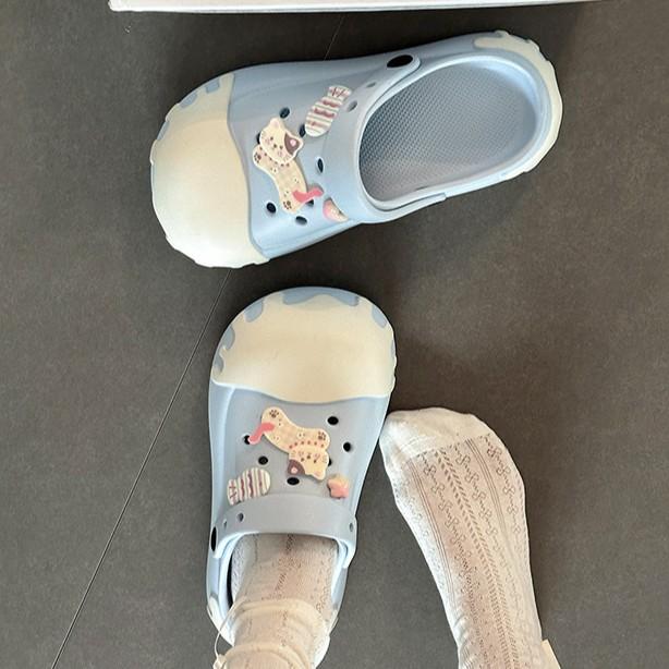 [BRSO] Cute cartoon sweet kitten two wear hole shoes, women wear thick-soled heightening beach sandals