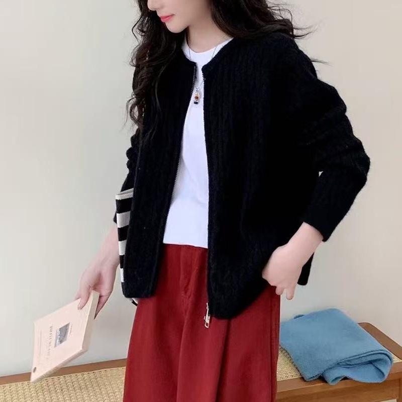 

Women s Korean Style Cable Knit Zip-Up Cardigan - Slimming, Versatile, Long Sleeve, for Autumn/Winter. One Size (80-120) чорний