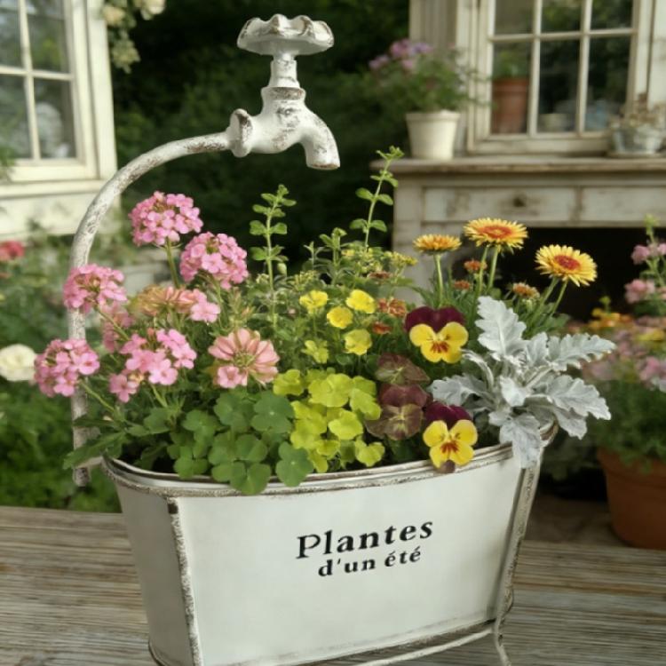 Green Ovals Planter With Decorative Spout High Leg Flower Stand Outdoor Planter For Garden Balcony