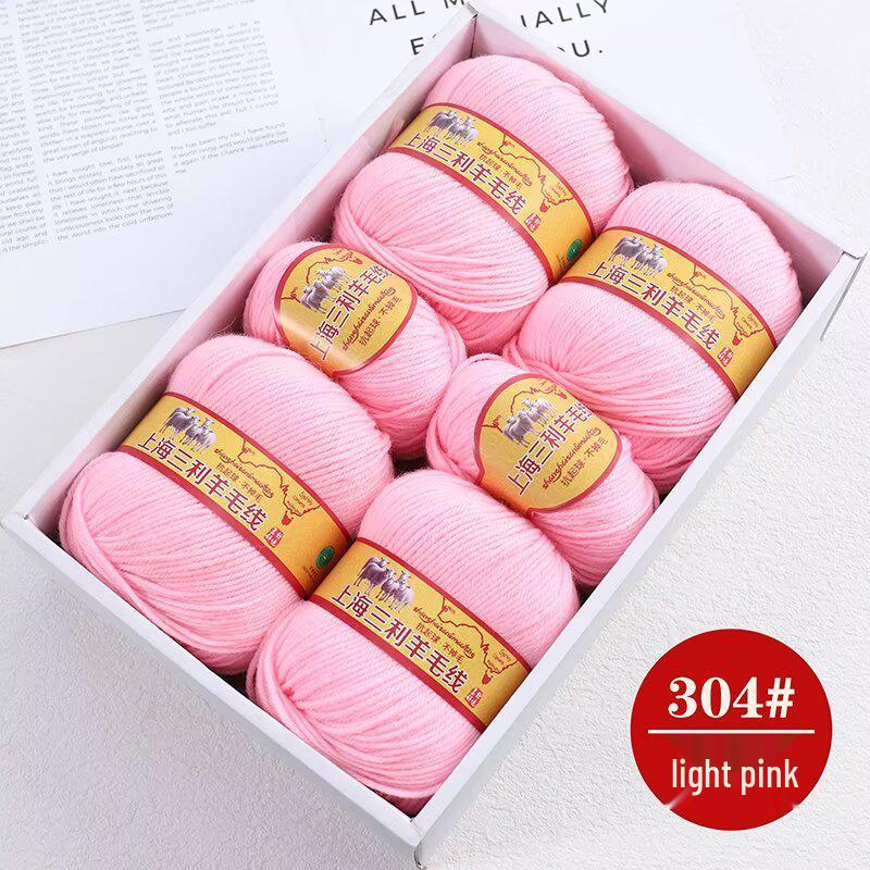 Premium Medium Thick Pure Goat Wool Yarn Balls for Handmade DIY Scarves