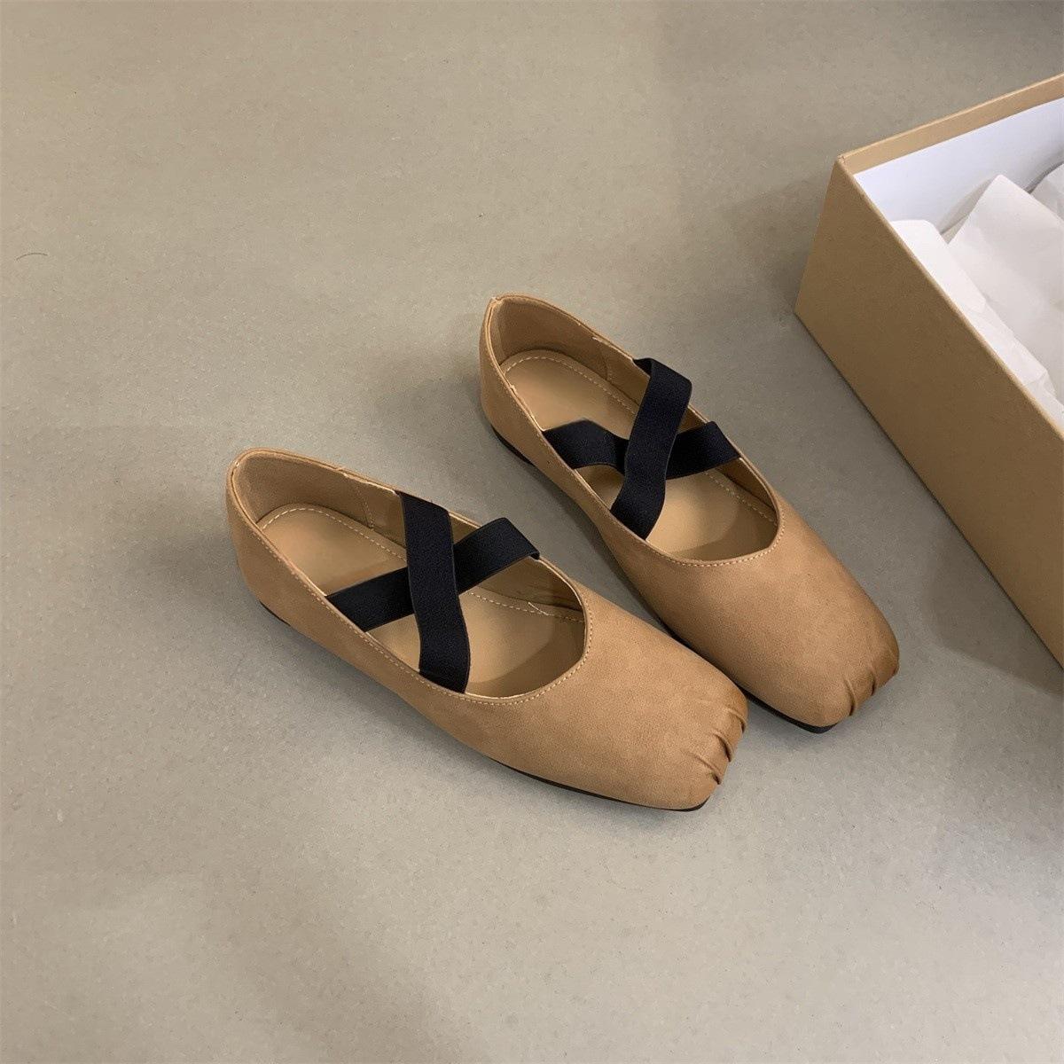 

Square head shallow mouth single shoes female spring and autumn 2025 new French retro gentle fairy ballet flat Mary Jane shoes 40 хакі
