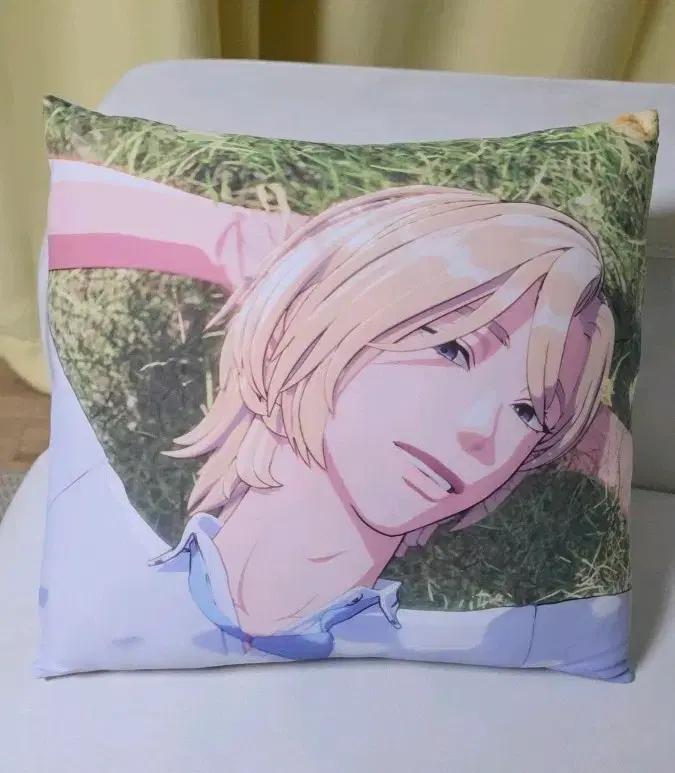 

PLAVE Noah Aniplus Maran Cushion Used