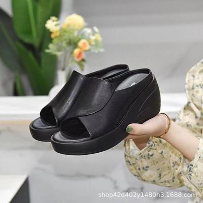 35-42 Large Size Fish Mouth Wedge Slippers Women Wear Thick Soles In Summer 2025 New Sandals Mother Cool Slippers Women