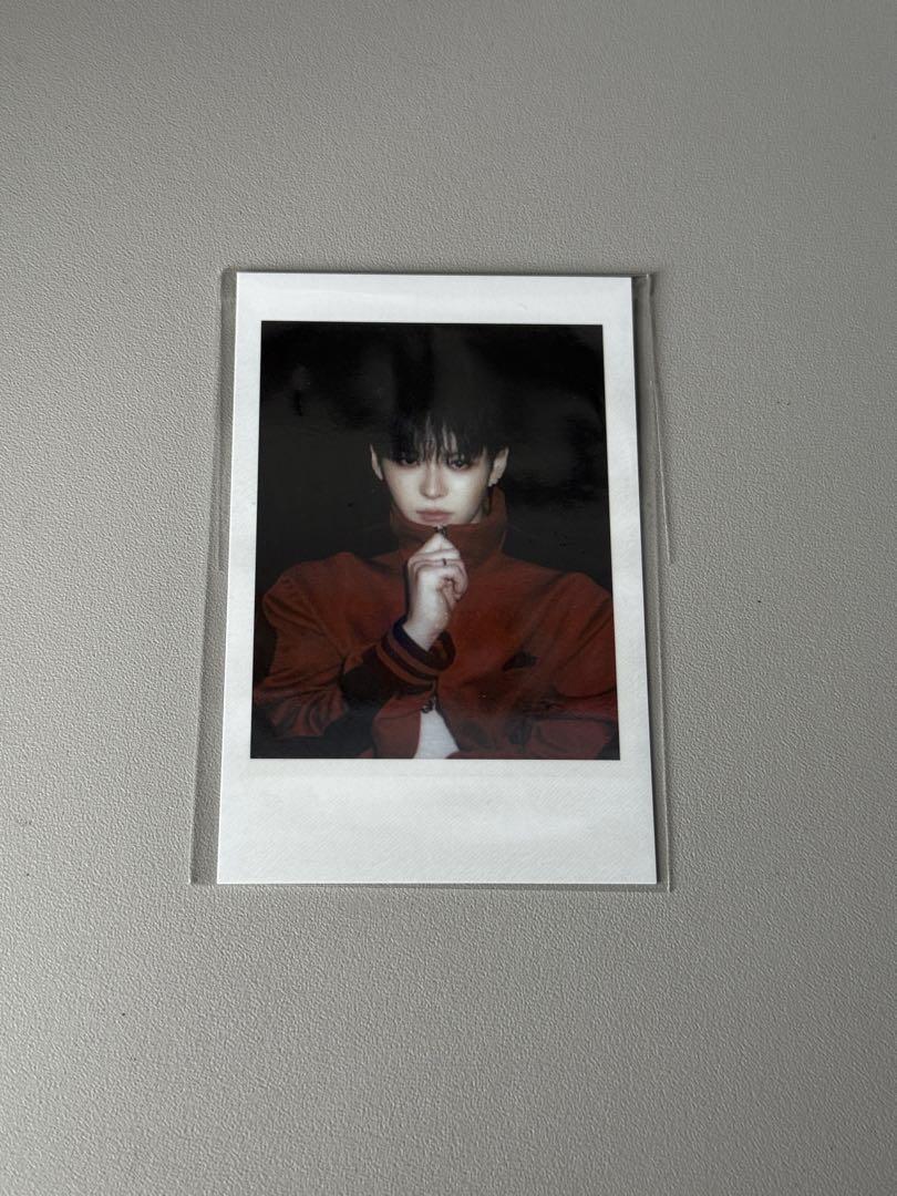 

[USED] TREASURE Yoshi LOVE PULSE Popup Korea Admission Bonus