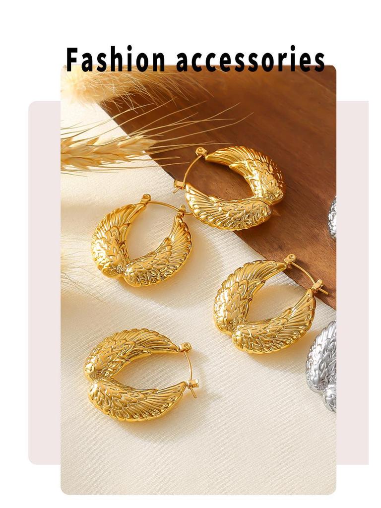 Geometrische Flügel-Ohrringe mit 18 Karat Vergoldung aus Titanstahl - Europäisch/Amerikanisches Retro-Design