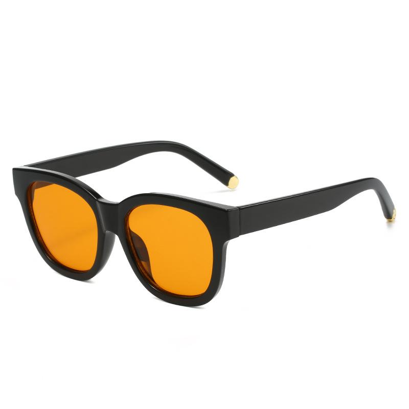 New oval sunglasses, European and American retro high-end versatile street shooting beach driving sunglasses